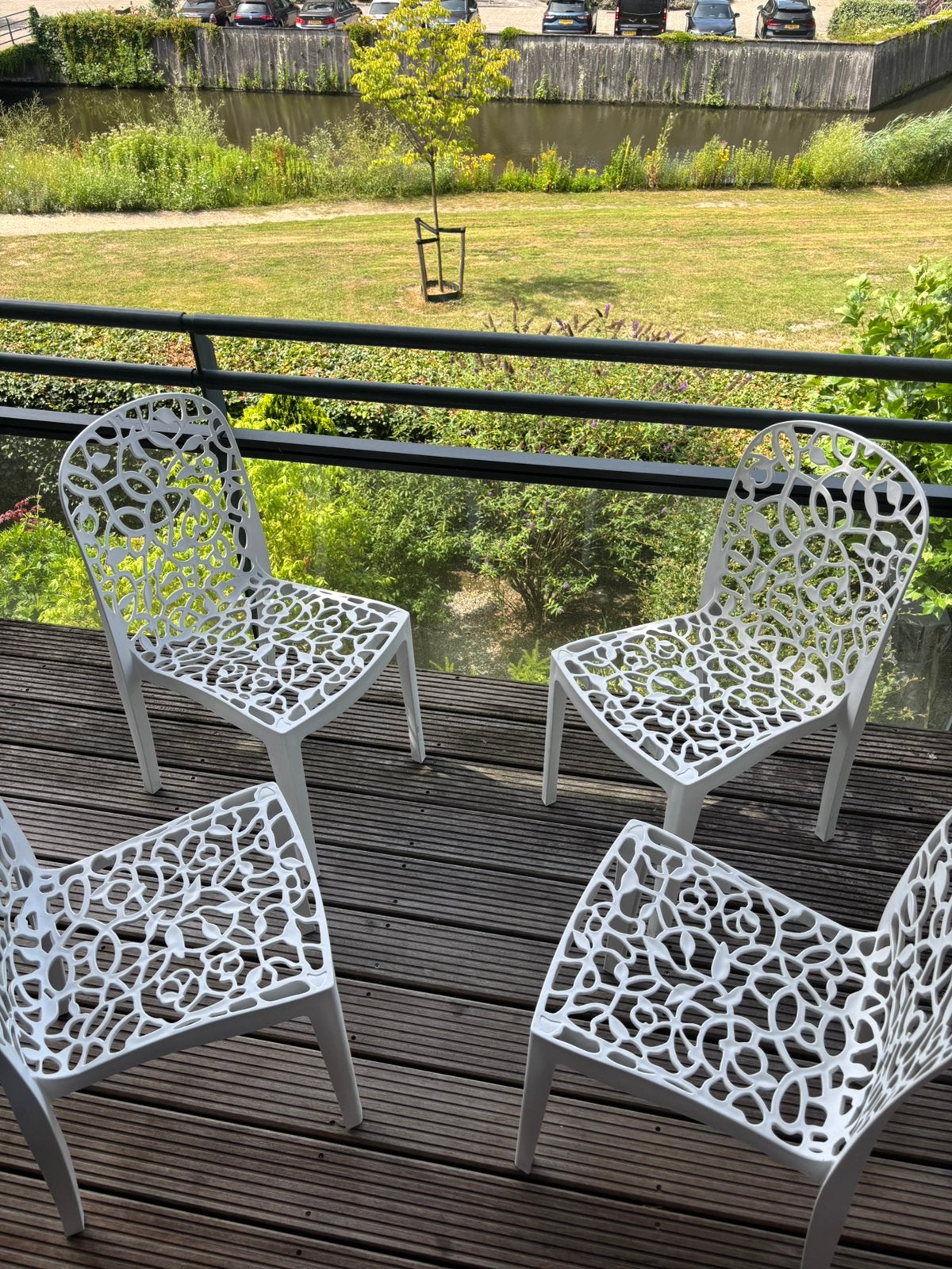 Set of 4 Modern Designer Outdoor Chairs – White, Ophalen of Verzenden, Zo goed als nieuw, Loungeset