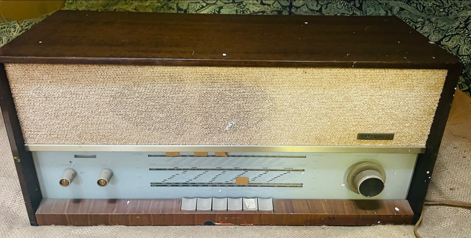 Vintage WEGA Radio - Made in W-Germany, Ophalen, Gebruikt, Radio