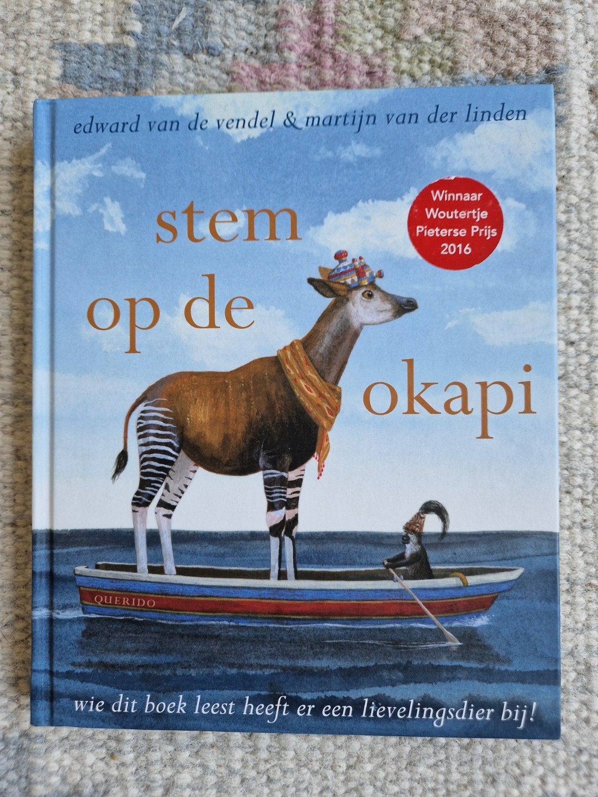 Edward van de Vendel - Stem op de okapi, Fictie algemeen, Ophalen of Verzenden, Zo goed als nieuw, Edward van de Vendel