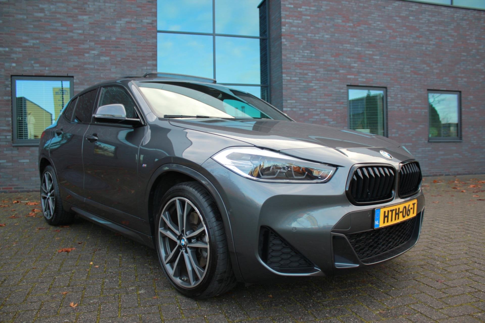 BMW X2 XDrive25e High Executive M-pakket, Auto's, BMW, Automaat, Gebruikt, Bedrijf, Vierwielaandrijving