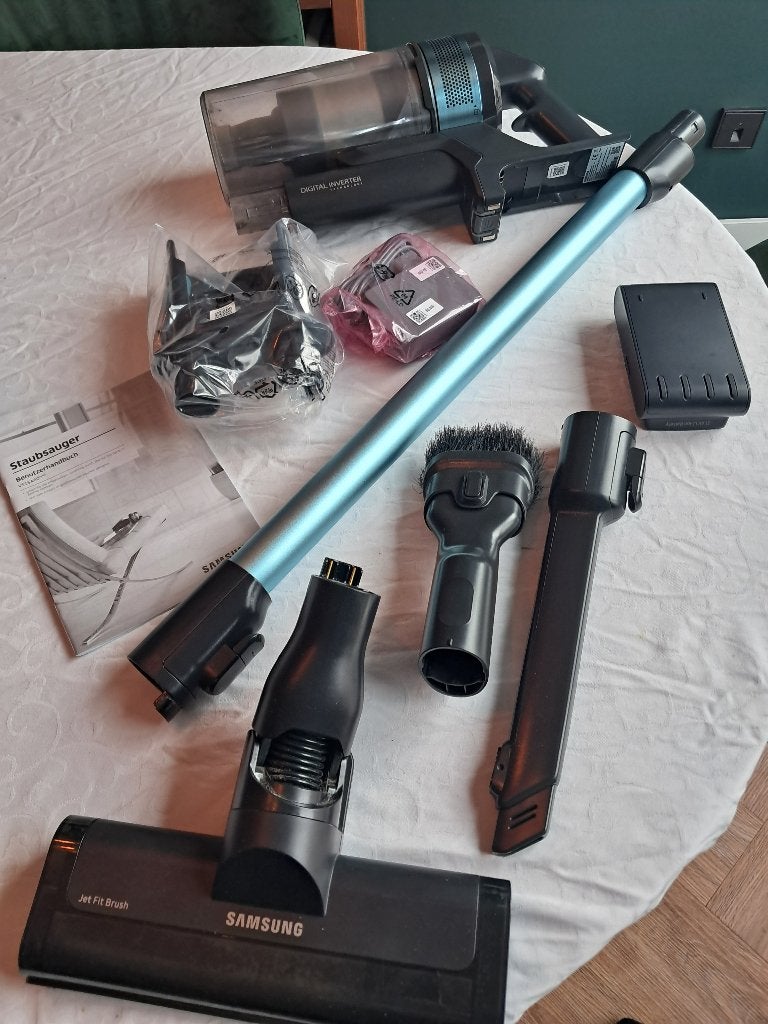 Foto 4 van stofzuiger Samsung Jet 60 Turbo te koop