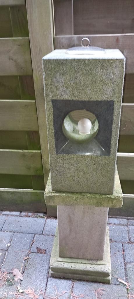 Granieten buitenlamp op sokkel met asbak (natuursteen)2 st, Ophalen, Overige materialen, Gebruikt, Staande lamp