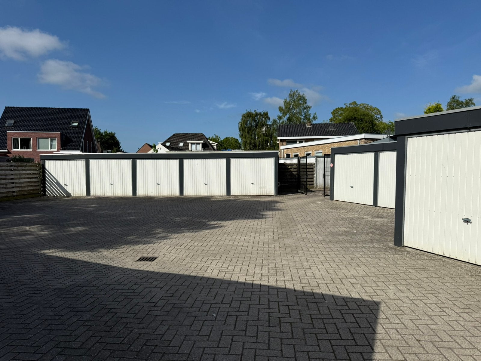 Garagebox Te Huur Einsteinlaan Assen
