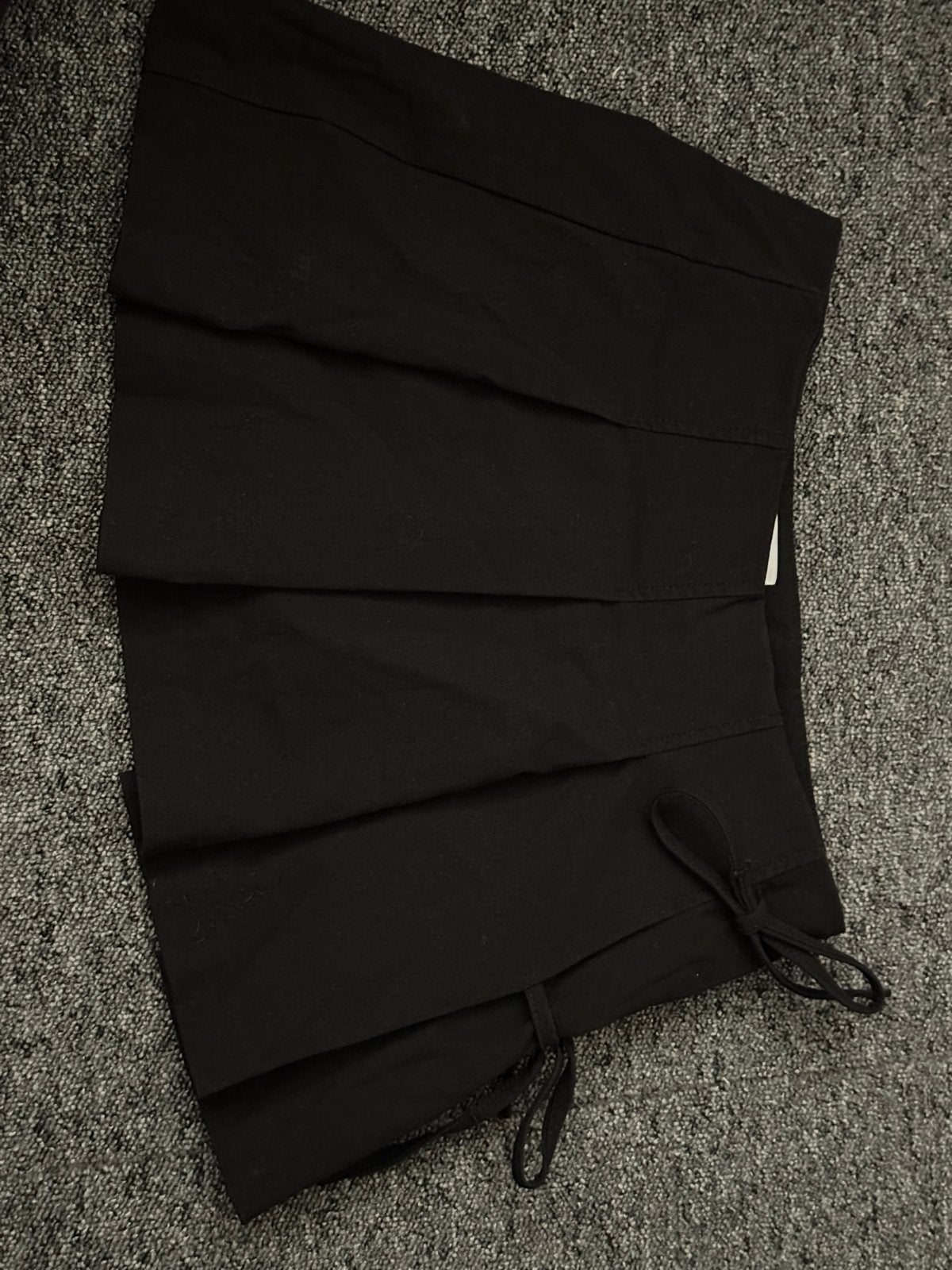 Bershka Zwarte Plooirok Skort met Strikjes Maat XS, Zwart, Ophalen of Verzenden, Zo goed als nieuw, Maat 34 (XS) of kleiner