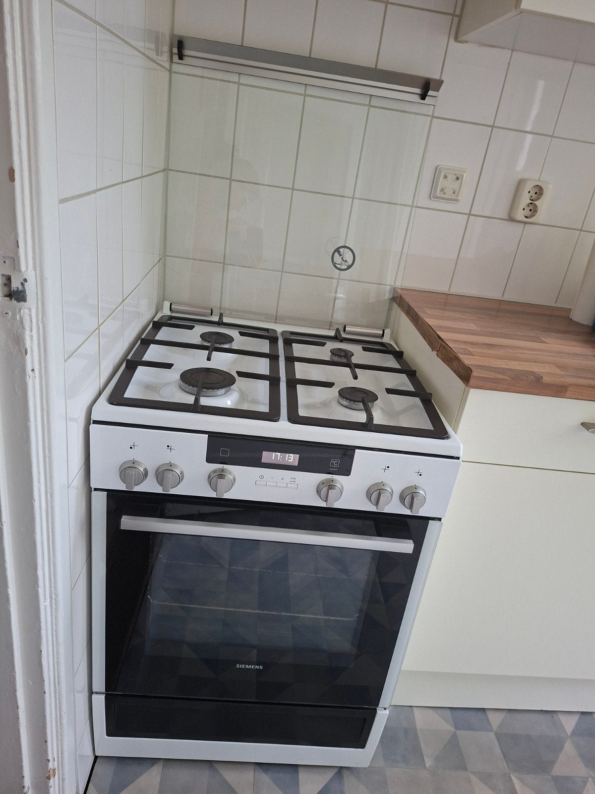 Gasfornuis met oven Siemens HX745235N, Witgoed en Apparatuur, Fornuizen, Ophalen, 60 cm of meer, 4 kookzones, Zo goed als nieuw