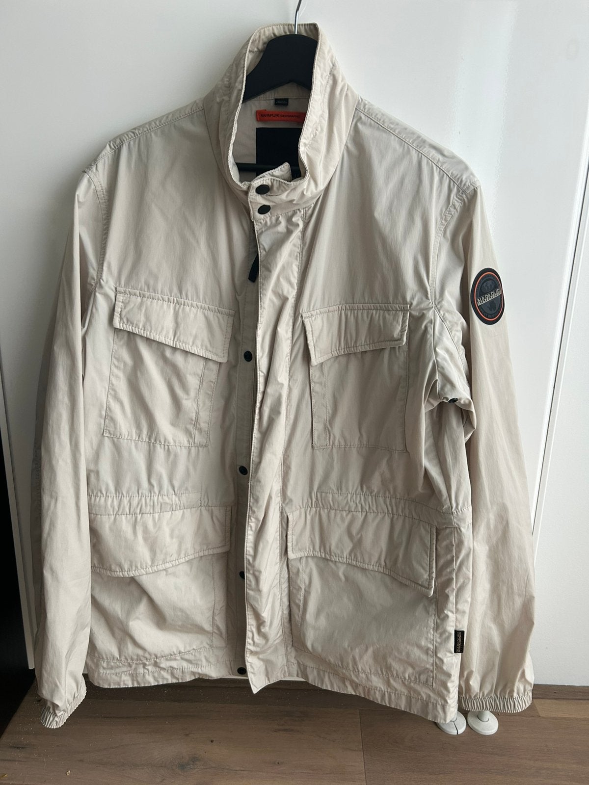 Napapijri  Geography zomerjas, Ophalen of Verzenden, Zo goed als nieuw, Maat 52/54 (L), Beige