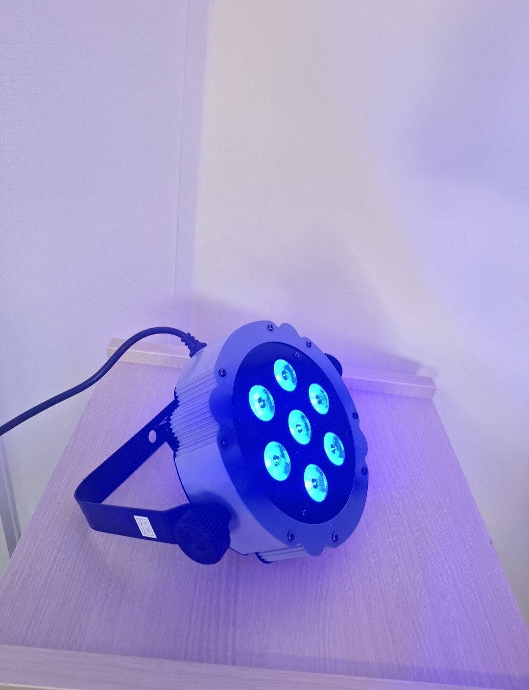 Showtec Compact Par 7-3 LED Par Spot (meerdere beschikbaar), Ophalen, Zo goed als nieuw