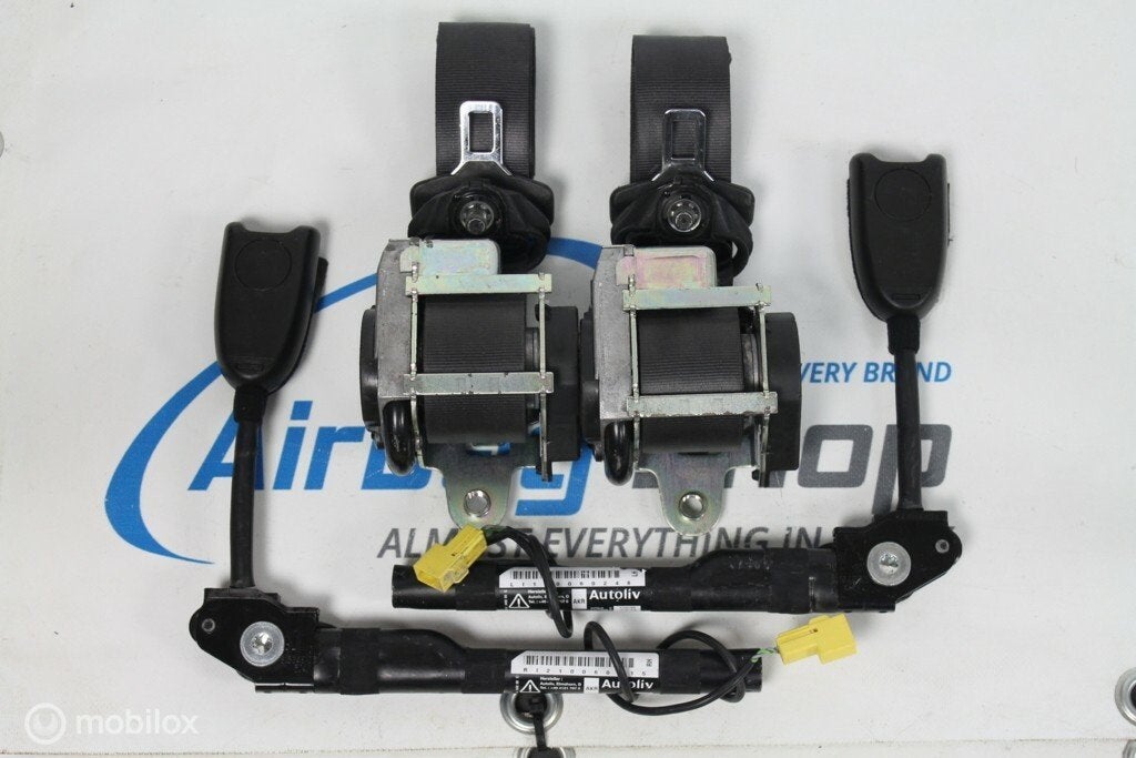 2 x Gordels + 2 x spanners Opel Zafira C (2016-heden)