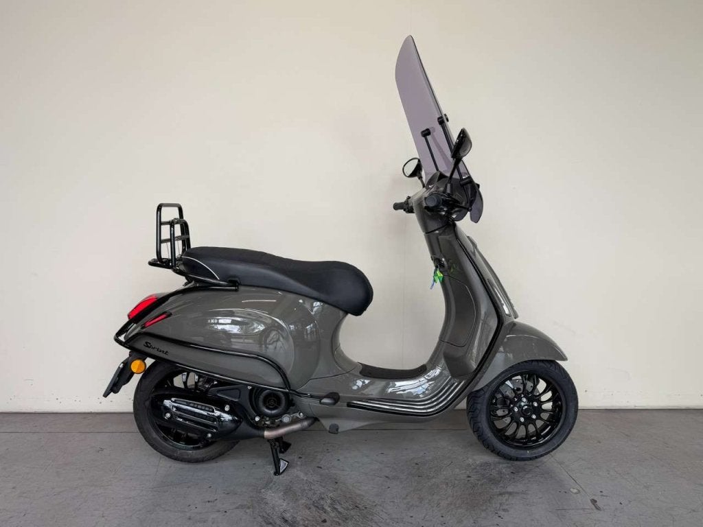 Vespa Sprint Porsche Grau, BWJ 2021, Niet ingevuld, Gebruikt, Niet ingevuld, Ophalen of Verzenden