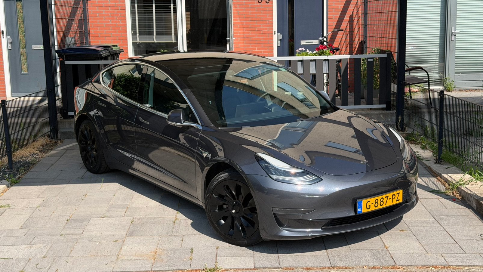 Tesla Model 3 Long-Range AWD | 75 kWh | 85,4% SoH, Automaat, 1831 kg, Zwart, Origineel Nederlands