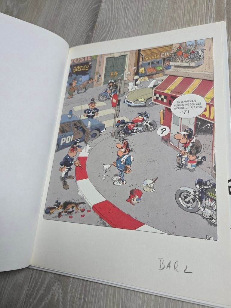 Joe Bar - Luxe hardcover oplage 500 + zeefdruk, Eén stripboek, Ophalen of Verzenden, Zo goed als nieuw