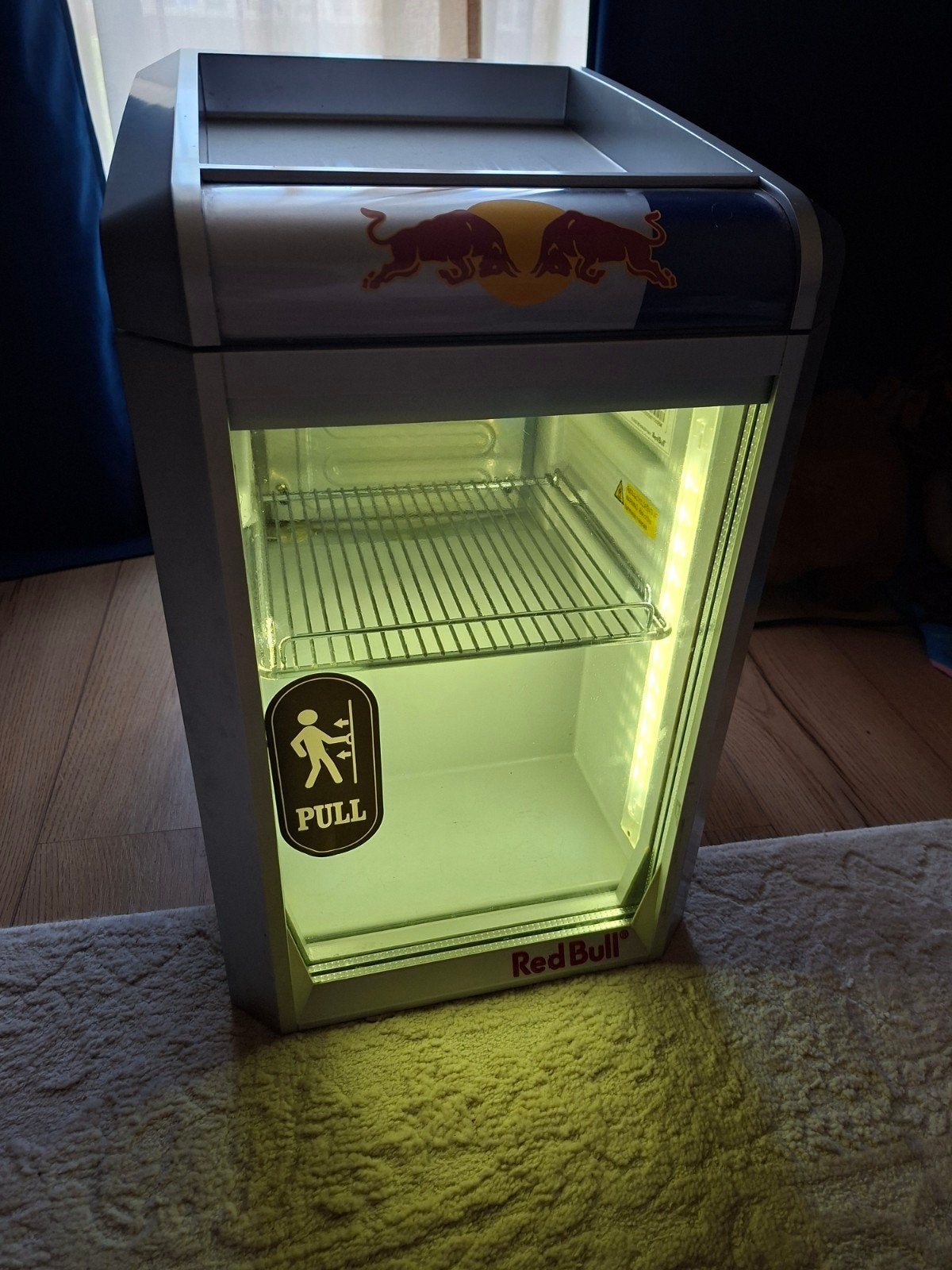 redbull koelkast, Ophalen, Zonder vriesvak, Minder dan 45 cm, Minder dan 85 cm