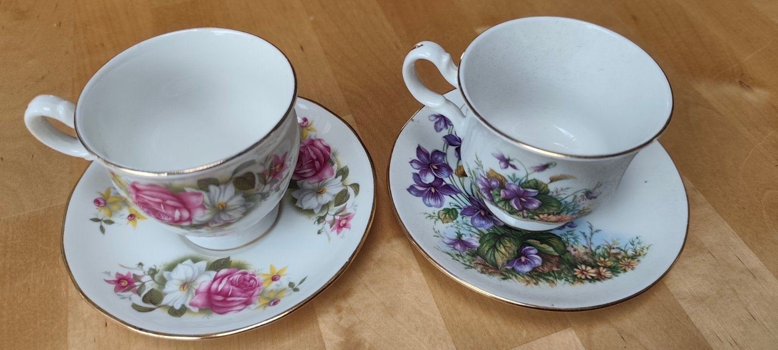Vintage theekopjes met schotels: Queen Anne & Richmond, Ophalen