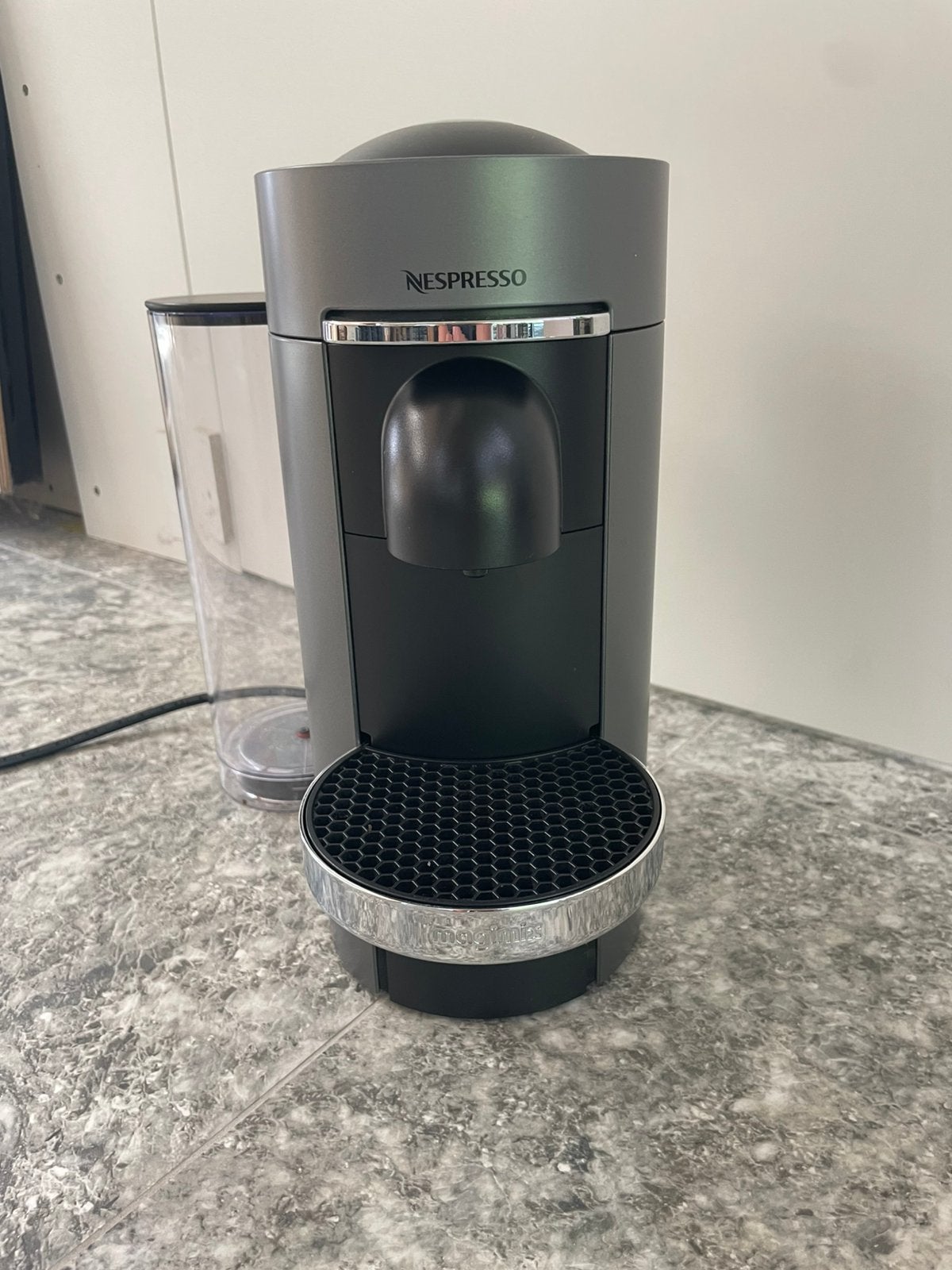 Nespresso Vertuo Next Koffiemachine - Zo goed als nieuw, Ophalen, Koffiemachine, Zo goed als nieuw, 1 kopje