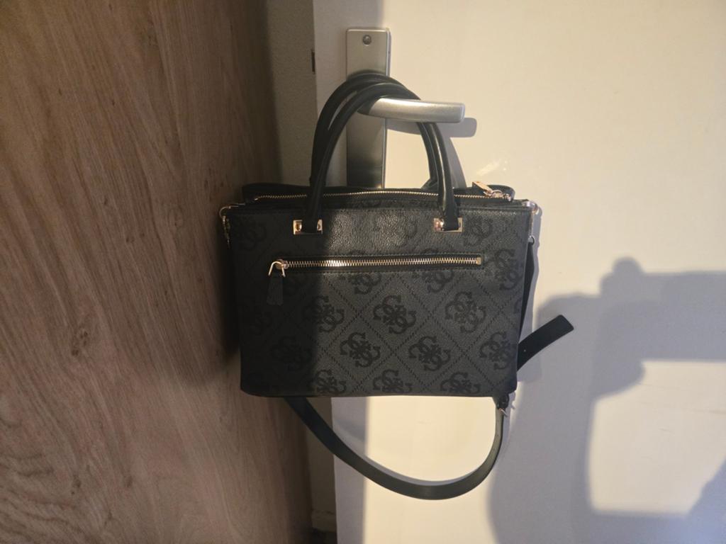 Guess tas, Ophalen of Verzenden, Zo goed als nieuw, Zwart, Handtas