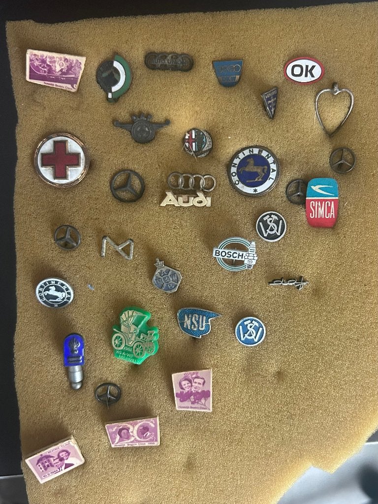 Speldjes, Ophalen of Verzenden, Gebruikt, Overige onderwerpen, Speldje of Pin
