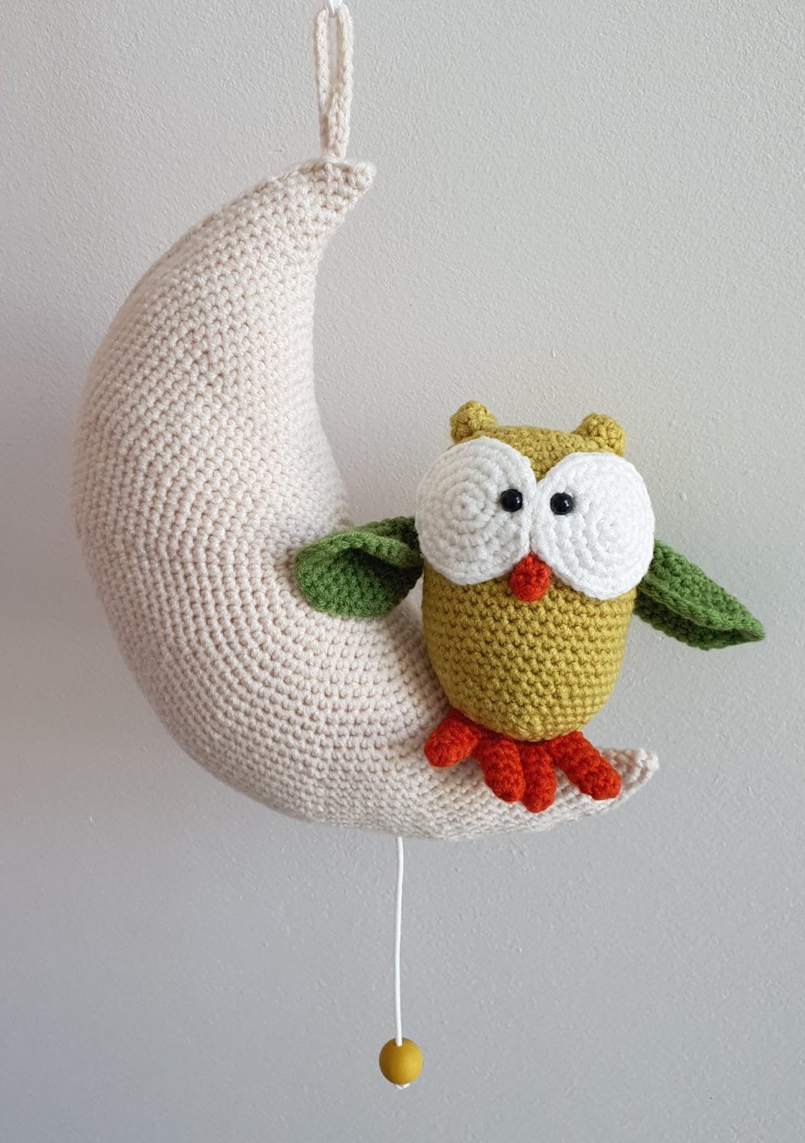 Gehaakte Uil op Maan met muziekdoosje, Ophalen of Verzenden, Nieuw, Wanddecoratie