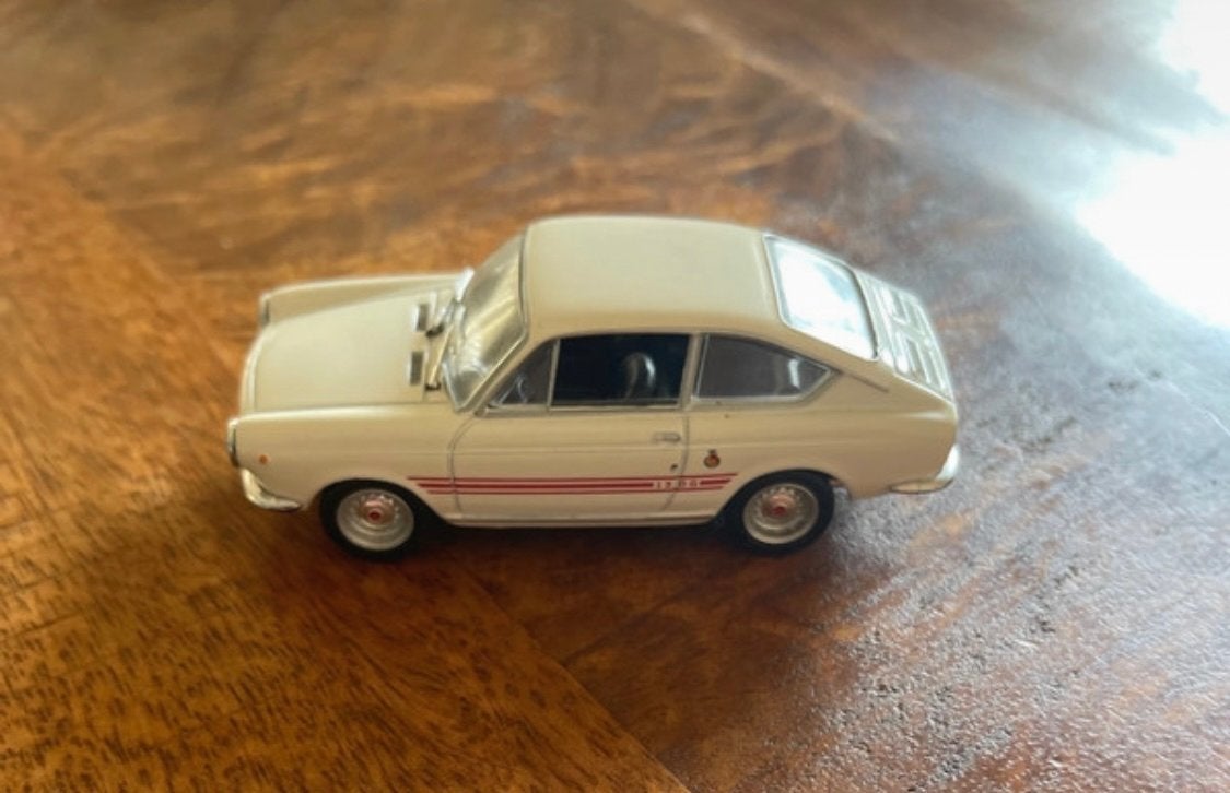 Fiat 850 Coupe modelauto - Zo goed als nieuw, Ophalen of Verzenden, Zo goed als nieuw, Overige typen