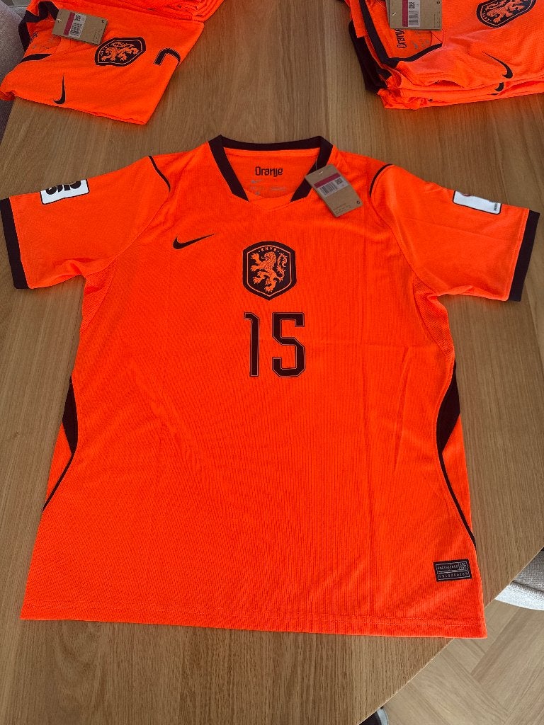Nederlands elftal shirtje L Van de Ven, Ophalen of Verzenden, Nieuw, Maat 52/54 (L), Oranje