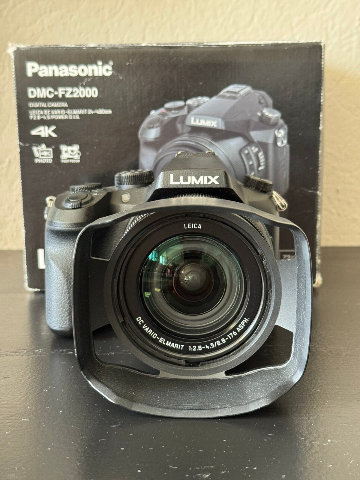 Panasonix Lumix FZ2000 Camera, Panasonic, Ophalen of Verzenden, Zo goed als nieuw, 8 keer of meer