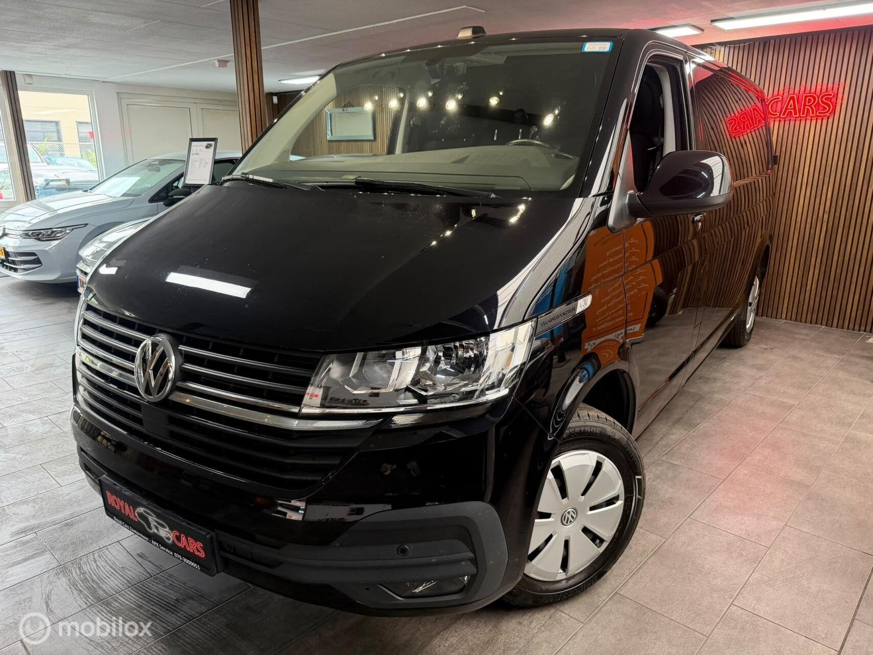 Volkswagen Transporter 2.0 TDI L2H1|A.Camera|Carplay|DSG, Automaat, Start-stop-systeem, Gebruikt, 4 cilinders