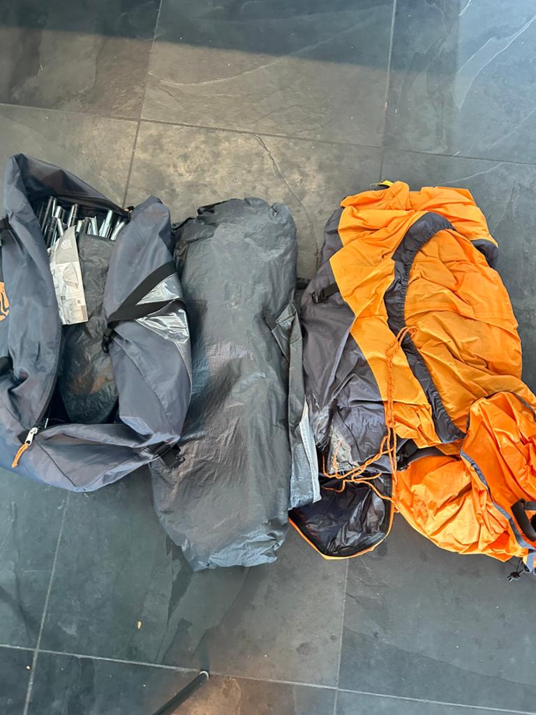6 persoons tent, oranje, Caravans en Kamperen, Ophalen, Gebruikt