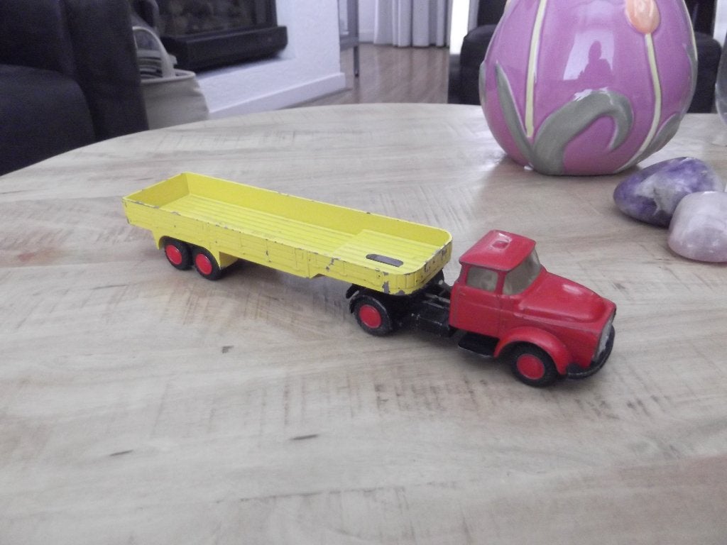 lion car daf torpedo met oplegger los-vast, Ophalen of Verzenden, Gebruikt, Bus of Vrachtwagen, Lion Toys