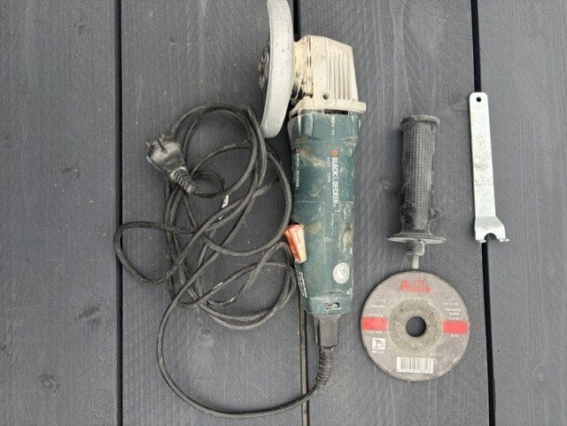 Black en decker slijpmachine, Doe-het-zelf en Verbouw, Gereedschap | Slijpmachines, Ophalen, Gebruikt, 700 tot 1000 watt, Haakse handslijpmachine