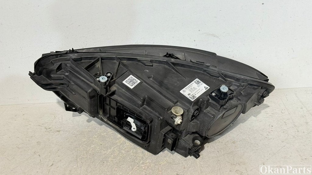Mercedes CLA W118 LED rechter koplamp rechts A1189062600, Auto-onderdelen, Verlichting, Info@fabrikant.eu, Fabrikantstraat 1
1000 AA  Amsterdam, NL