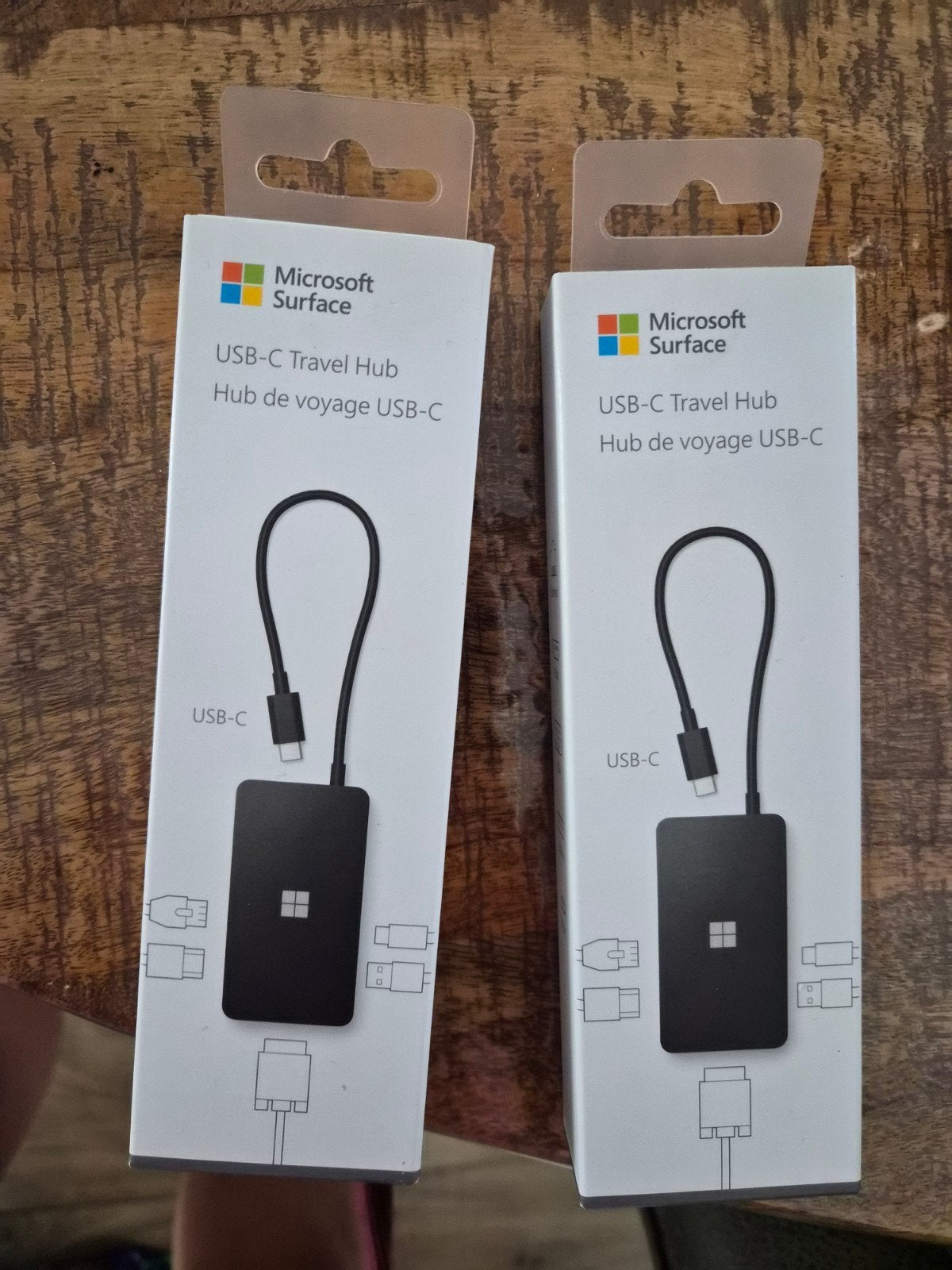 2 x Microsoft Surface USB-C Travel Hub - incl doos, Ophalen of Verzenden, Zo goed als nieuw