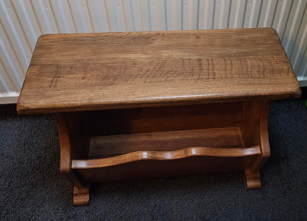 Houten krantenbak / bijzettafel, Huis en Inrichting, Woonaccessoires | Krantenbakken en Lectuurbakken, Ophalen, Gebruikt