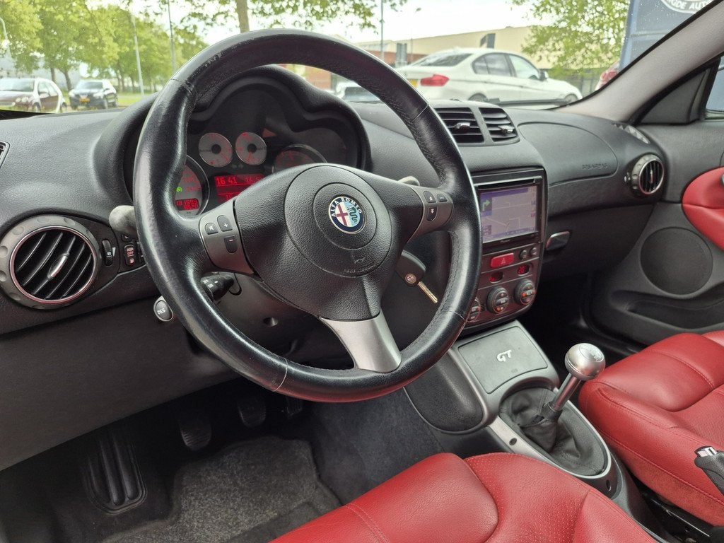 Alfa Romeo GT BWJ 2008 | 2.0 JTS 166PK Imola | LEER | CLIMA, Voorwielaandrijving, Gebruikt, 1295 kg, 400 kg