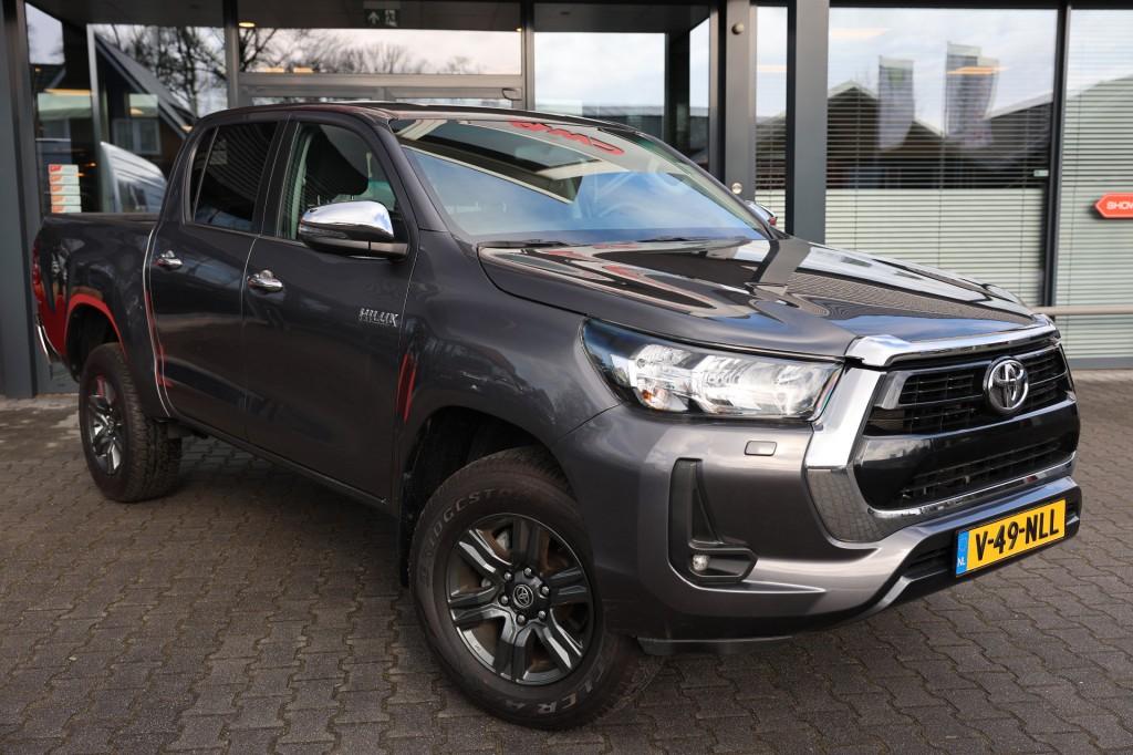 Toyota HILUX 2.4 D-4D DUBBEL CABIN PROFESSIONAL A/T 2 ZITS 4, Auto's, Bestelauto's, Automaat, Huisgarantie, 4 cilinders, 11 km/l