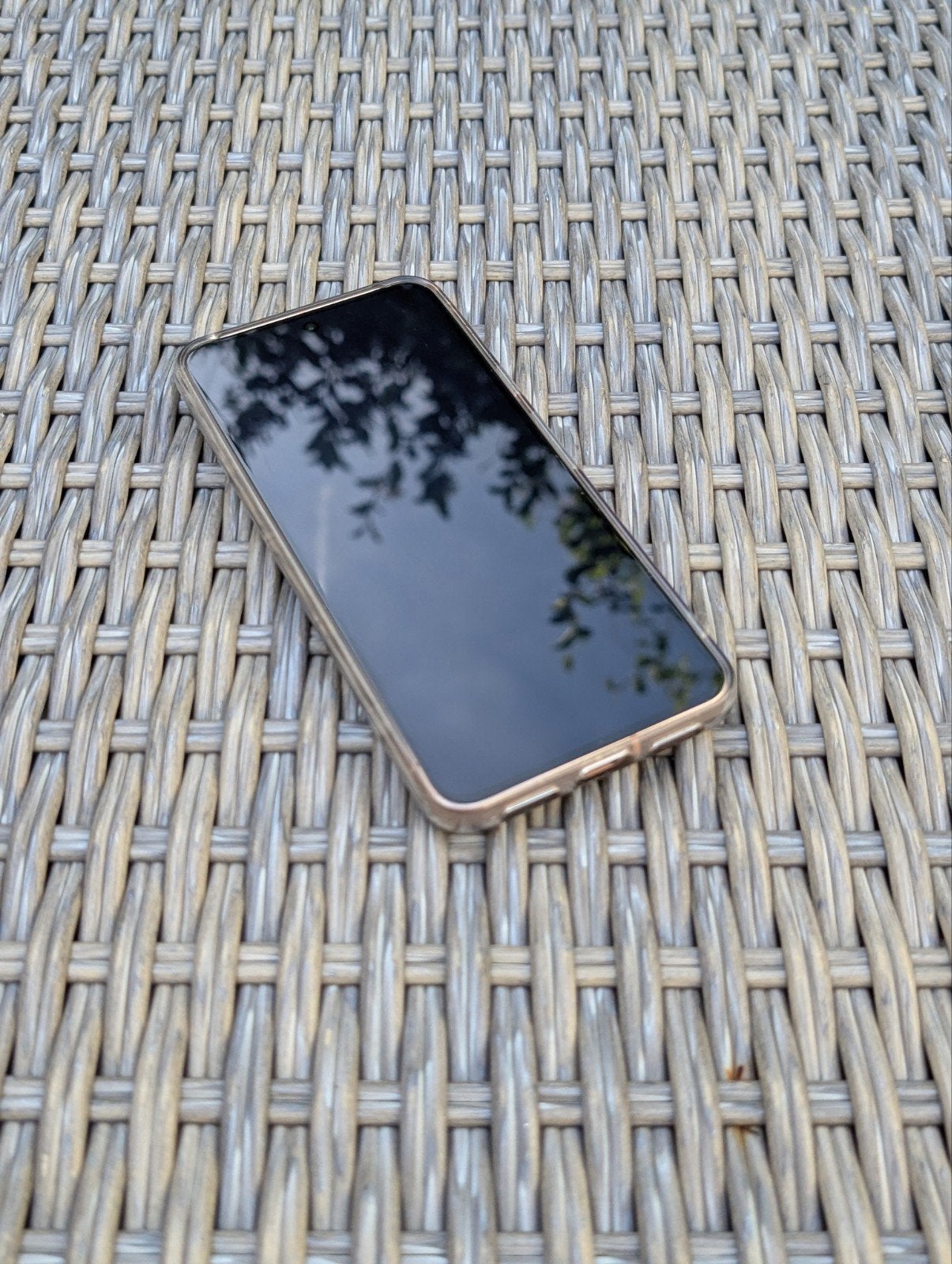 Foto 4 van Google Pixel 8 128GB Rosé Goud

€