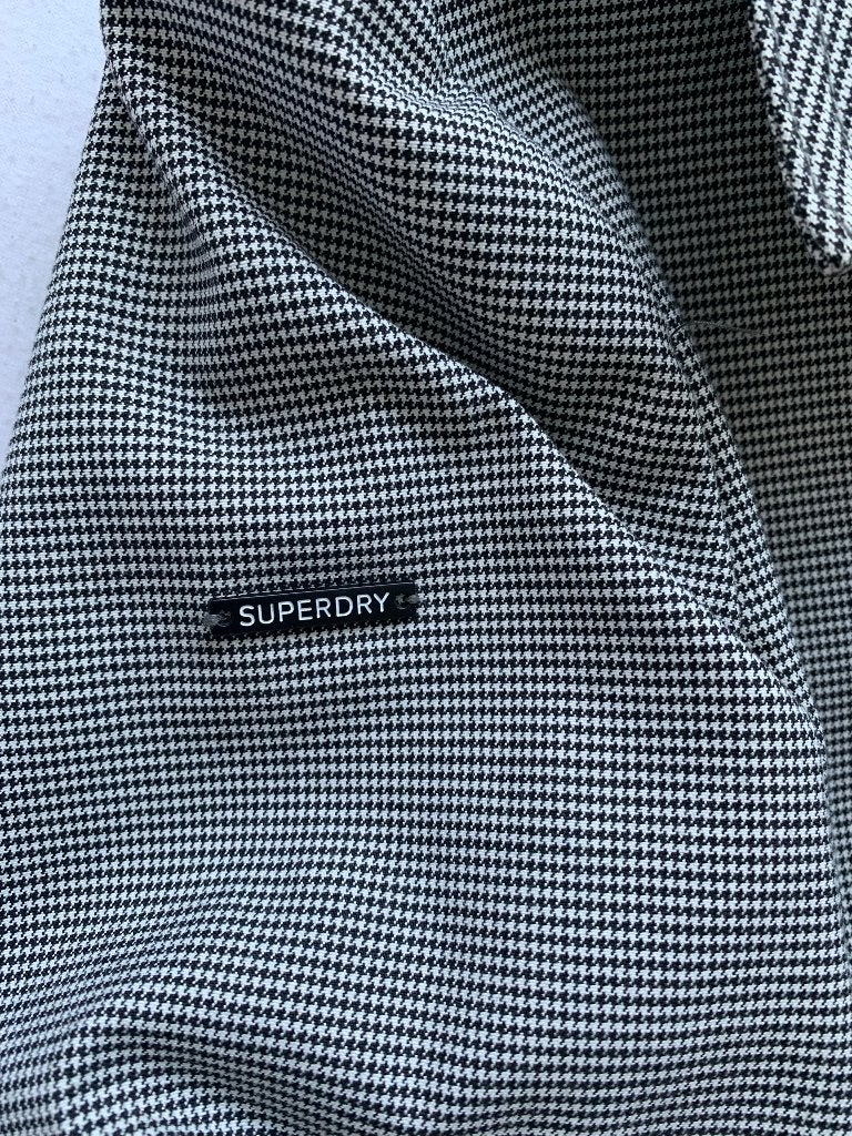 Zwart/wit trenchcoat Superdry jas tussen jas maat 38, Maat 38/40 (M), Ophalen of Verzenden, Zo goed als nieuw, Superdry