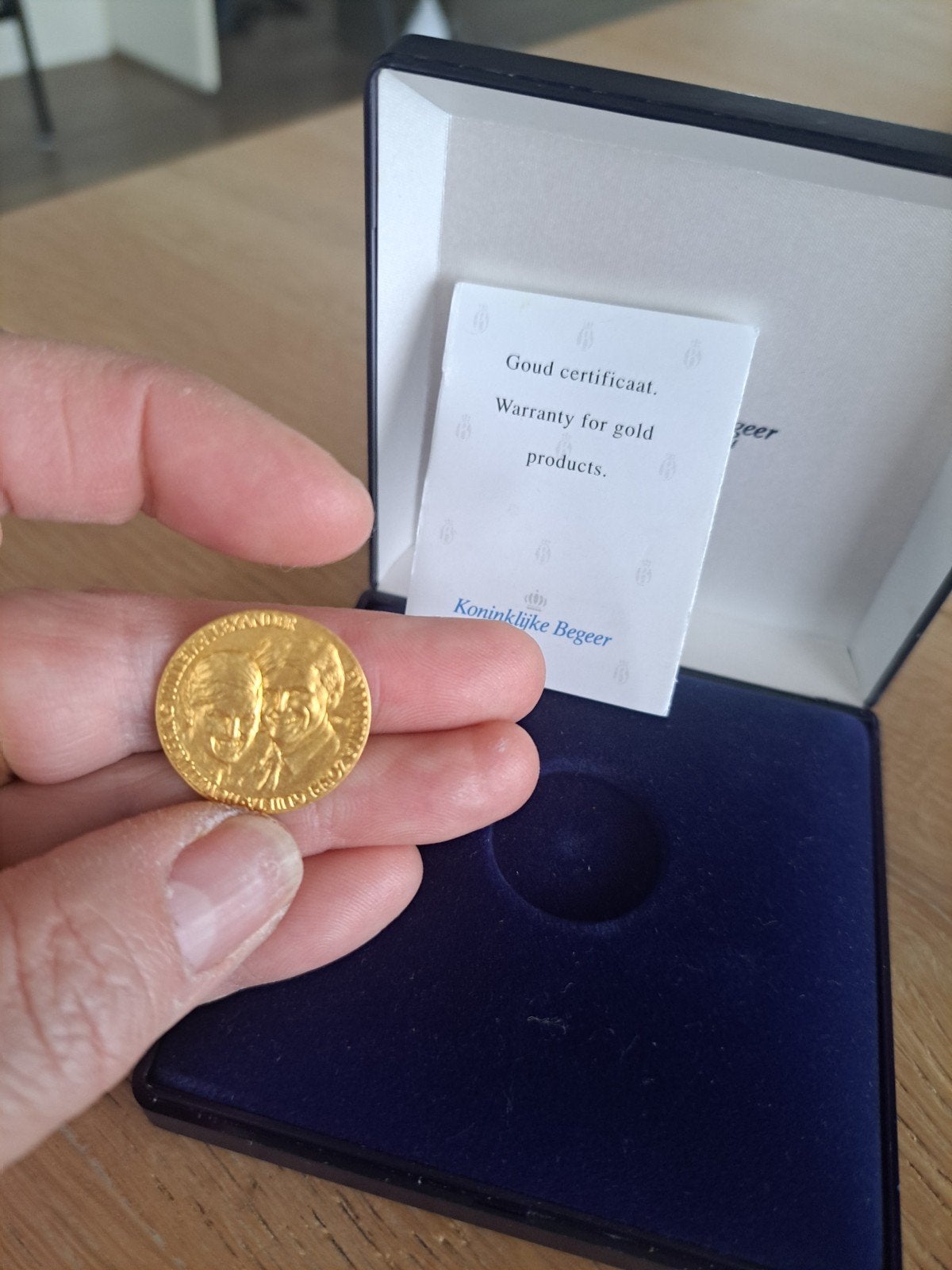 Gouden huwelijksmunt Willem-Alexander & Máxima 2002, Ophalen of Verzenden, Losse munt, Geboorte of Huwelijk