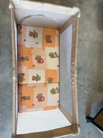 Campingbed, Ophalen, Zo goed als nieuw, Reisbedje