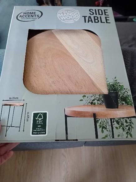 Te koop Tafel voor een plant, Ophalen of Verzenden, Rechthoekig, 75 cm of meer, 60 cm of meer