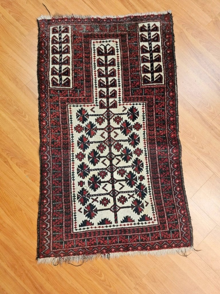 Perzisch kleedje tapijtje rood beige patroon 131/77, 50 tot 100 cm, Djt@dejuistetoon.eu, Zo goed als nieuw, Mon Plaisir 19, Etten-Leur, Netherlands