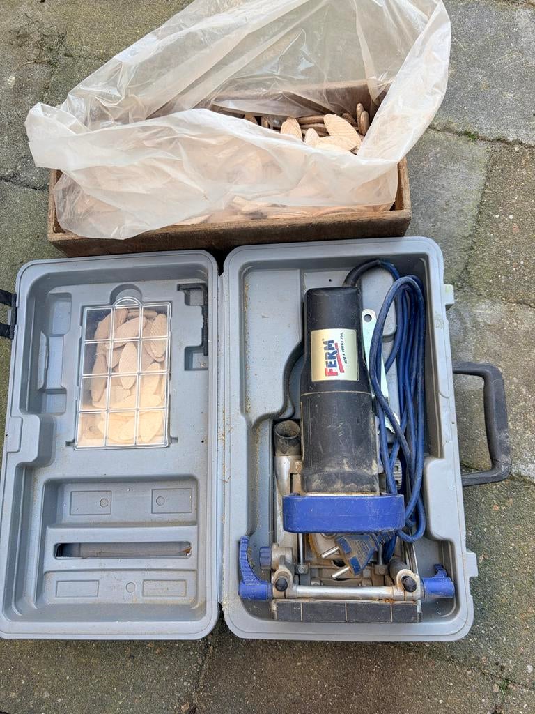 Ferm Lamellenfrees met koffer en lamellen, Doe-het-zelf en Verbouw, Gereedschap | Freesmachines, Gebruikt, Elektrisch, Lamellenfrees
