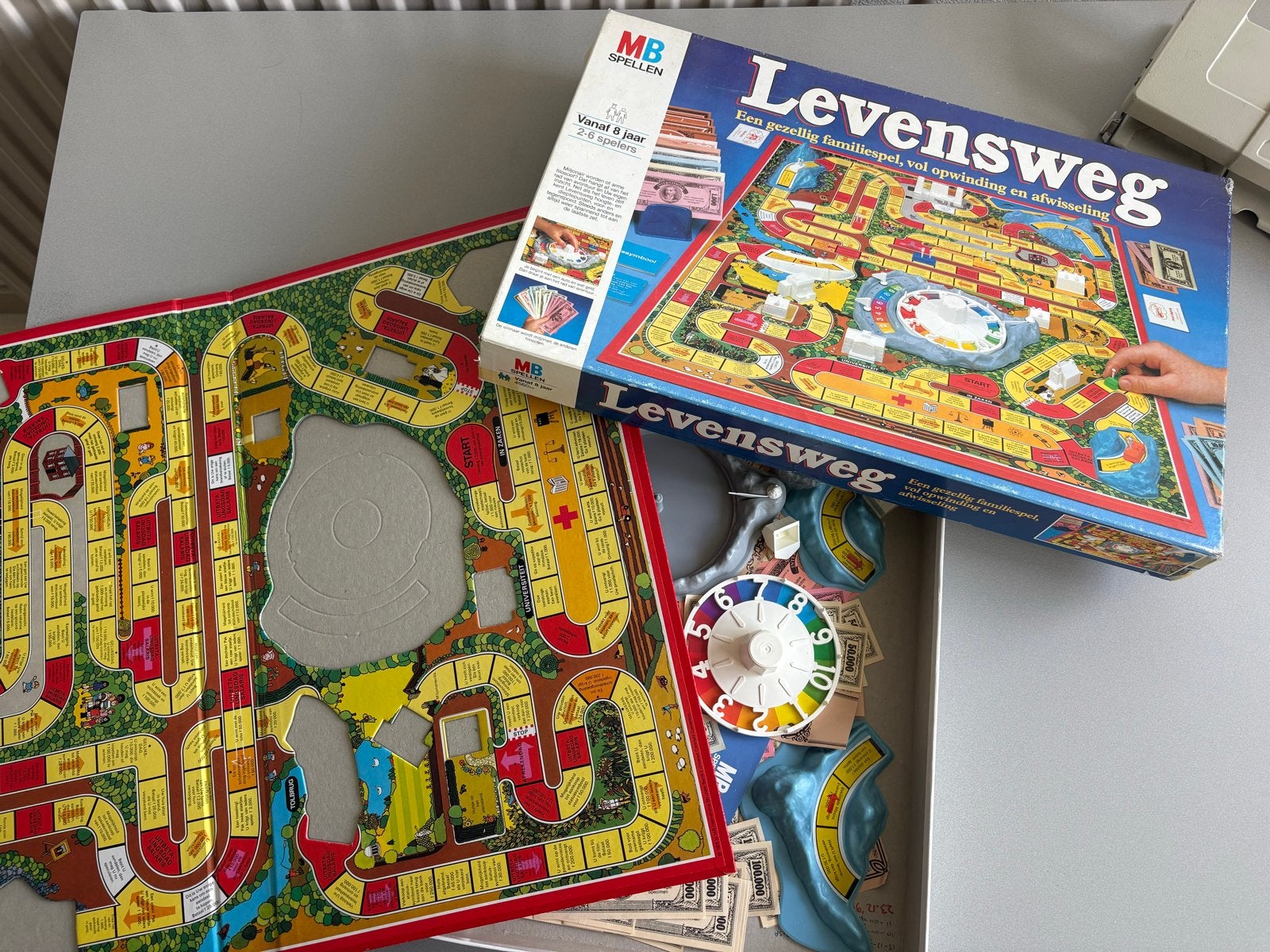 Levensweg bordspel - MB Spellen (Vintage), Drie of vier spelers, Ophalen of Verzenden, Gebruikt