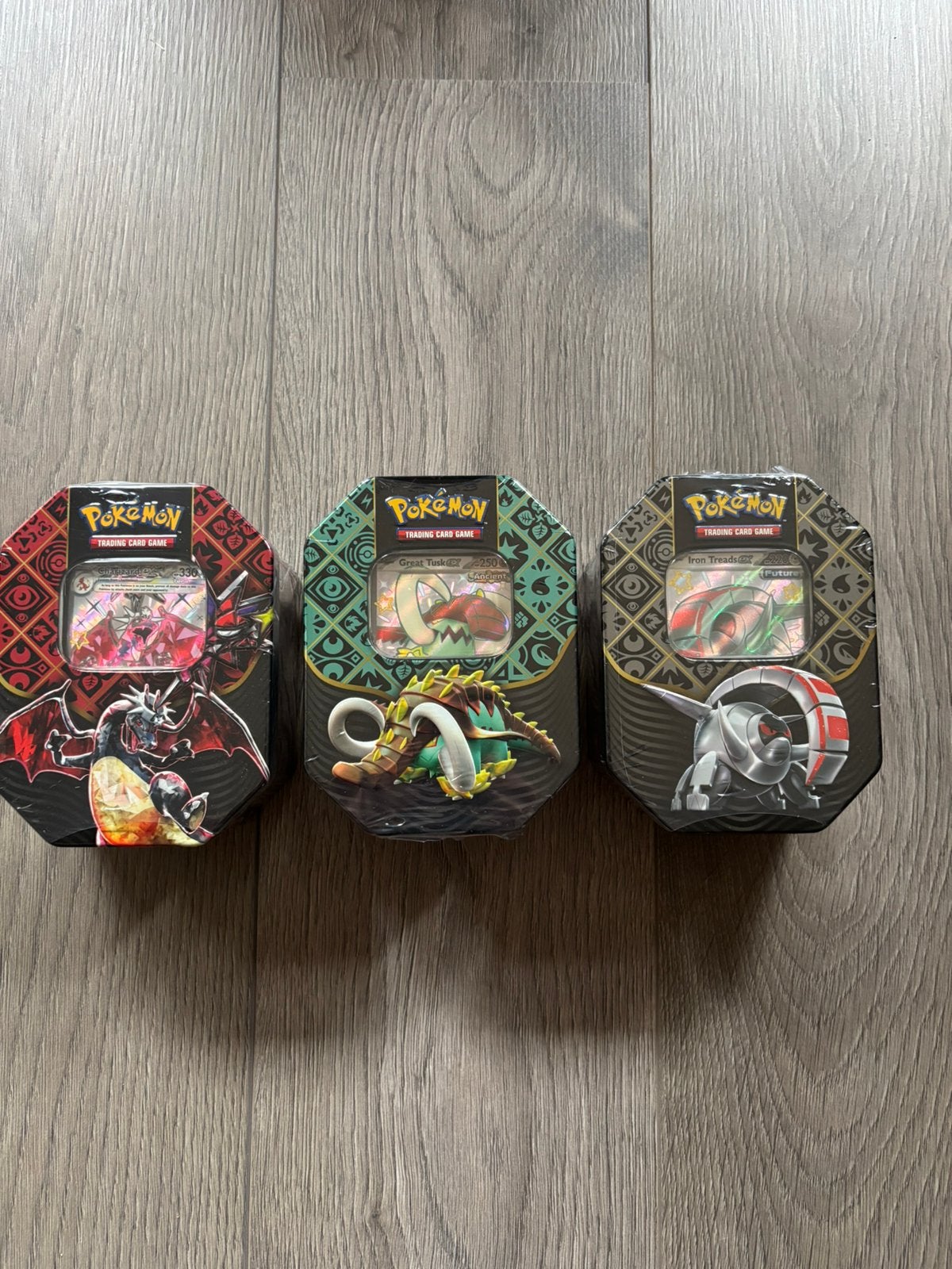 Pokemon Paldean fates tin set sealed, Ophalen of Verzenden, Nieuw