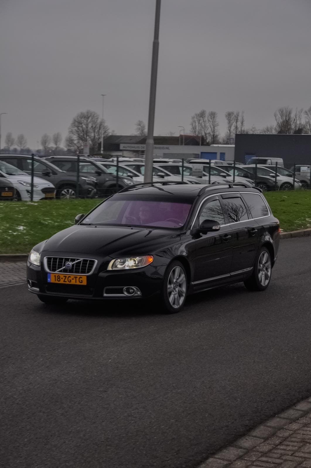 V70 3.0 T6 AWD summum, ORIGINEEL NL, Polestar tuning, Auto's, Automaat, Navigatiesysteem, 2000 kg, 1714 kg