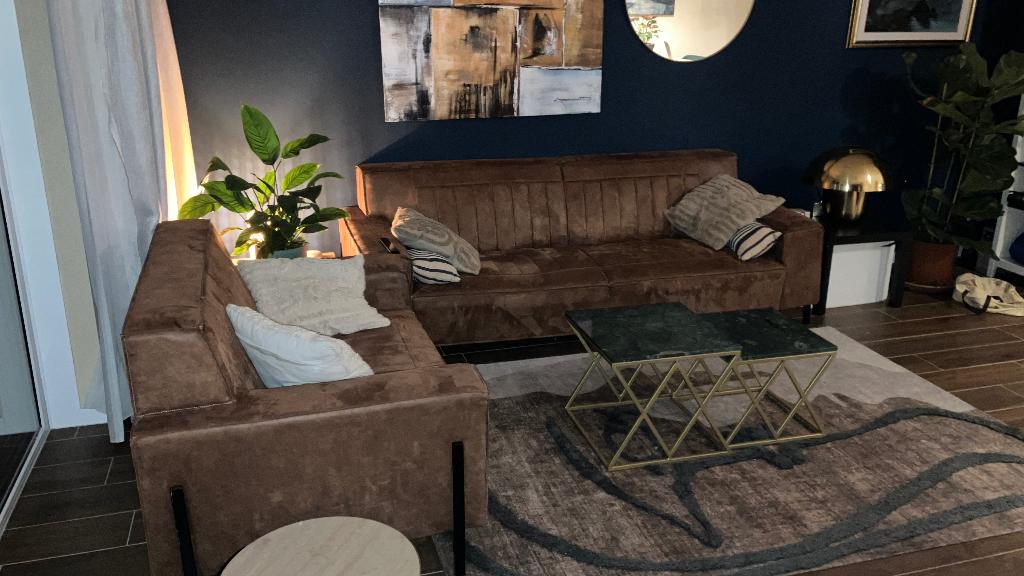 Compleet modern bankstel cognackleur Leer  – topstaat, Huis en Inrichting, Banken | Bankstellen, 100 tot 125 cm, Modern, cognac bruin