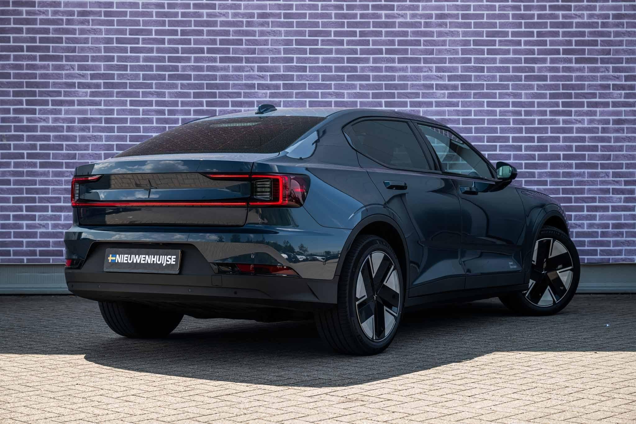Polestar 2 Standard Range Single Motor 70 kWh | 360 Graden C, Auto's, Automaat, Polestar 2, Achterwielaandrijving, Gebruikt
