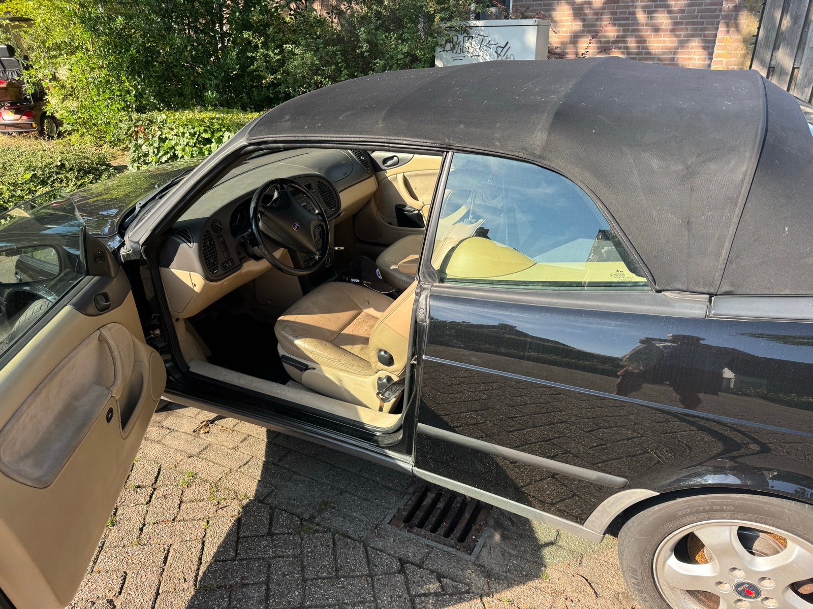 Saab 9-3 2.0 T Cabrio 2001 Zwart, Auto's, Saab, Voorwielaandrijving, 4 cilinders, Cabriolet, 4 stoelen