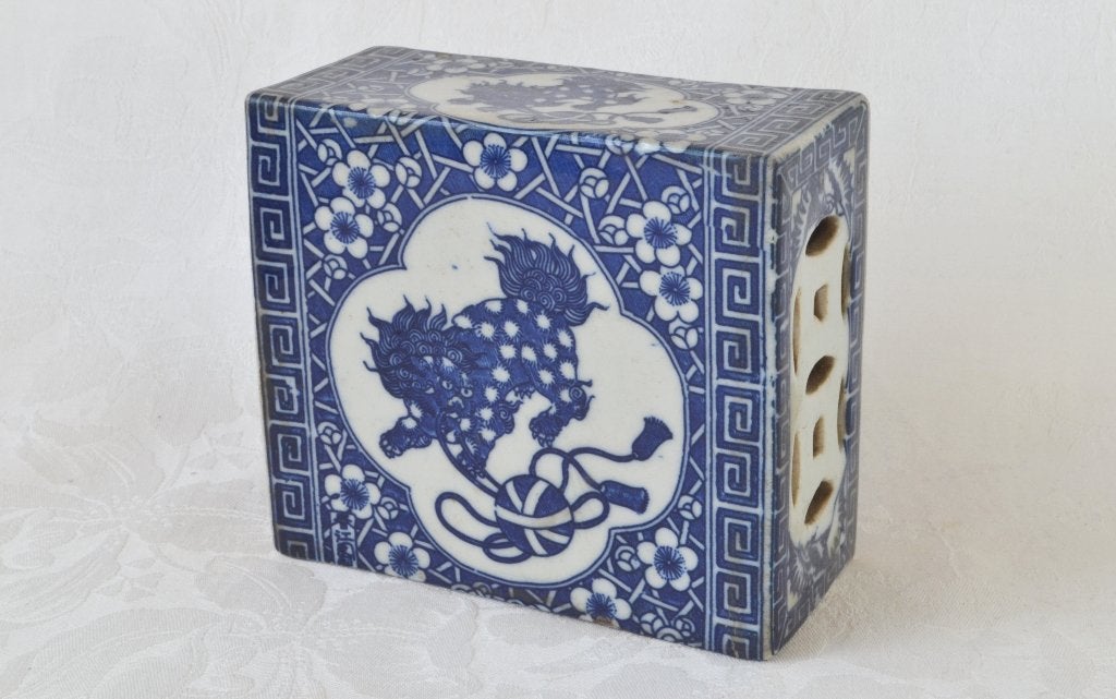 Antiek, blauw wit porseleinen Opiumkussen / Chinees Kluisje, Ophalen of Verzenden