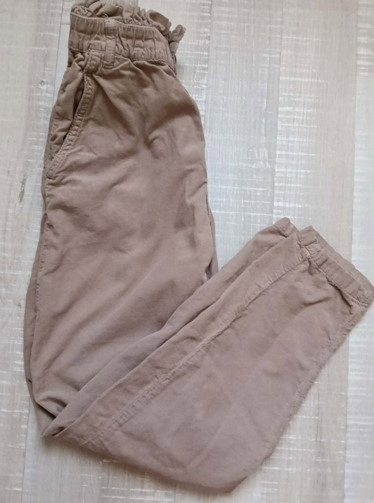 lichtbruine lange broek Zara maat 152, Kinderen en Baby's, Kinderkleding | Maat 152, Broek, Gebruikt, Meisje, Ophalen of Verzenden