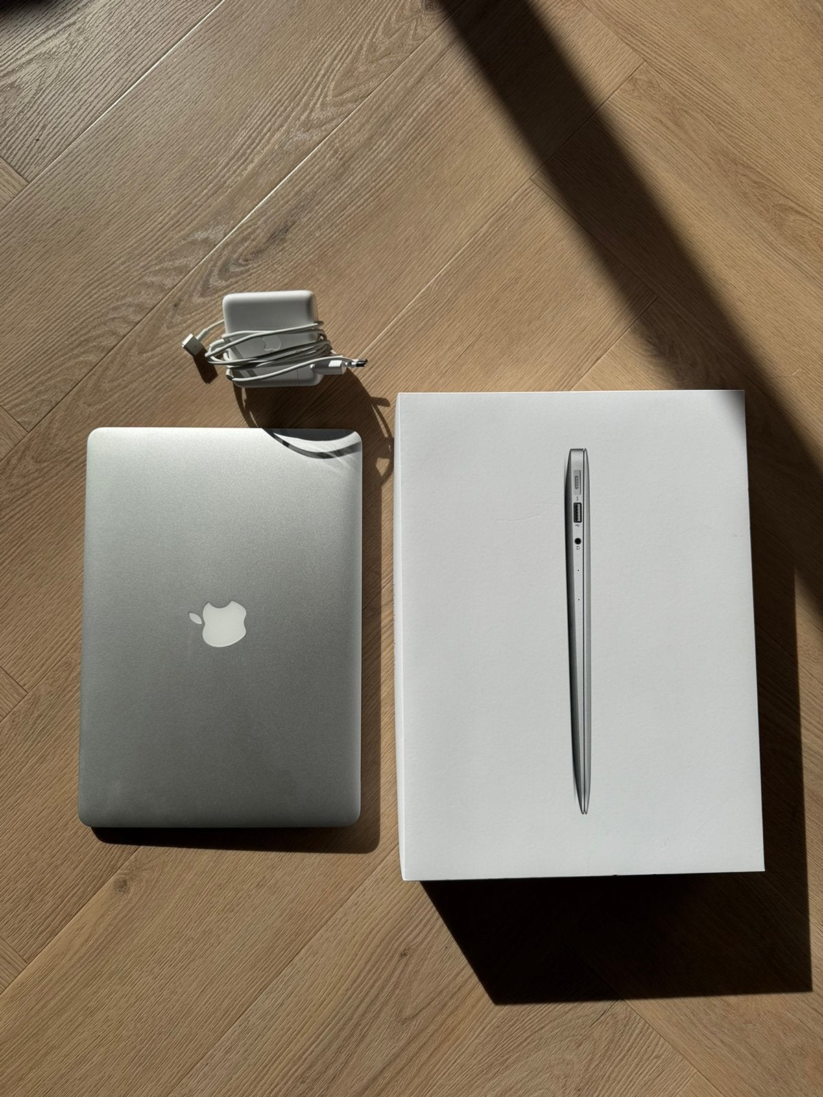 MacBook Air 13 inch (2017), 13 inch, Minder dan 2 Ghz, Ophalen of Verzenden, Zo goed als nieuw