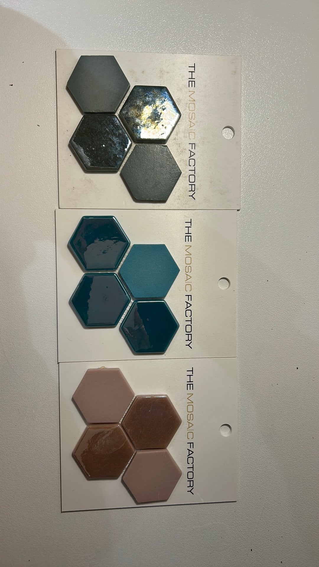 3 testers mozaïek tegel glas , rose, groen en turkoois, Hobby en Vrije tijd, Ophalen of Verzenden, Nieuw, Glas, Knutselmateriaal